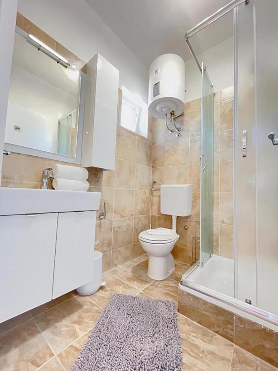 Caramel Comforts In Stinjan Only 800 Meters From The Beach Pula Exterior foto